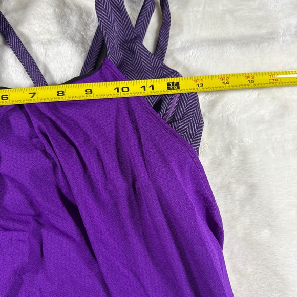 Lululemon No Limits Tank Top Purple Herringbone Built In Bra Size 8 Yoga Gym - Picture 3 of 6